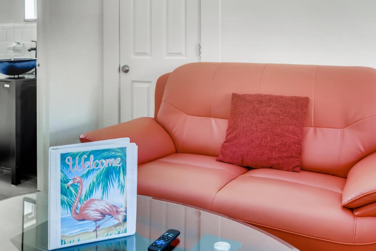 Coral Sands Boutique Lux Studio ウェストパームビーチ エクステリア 写真